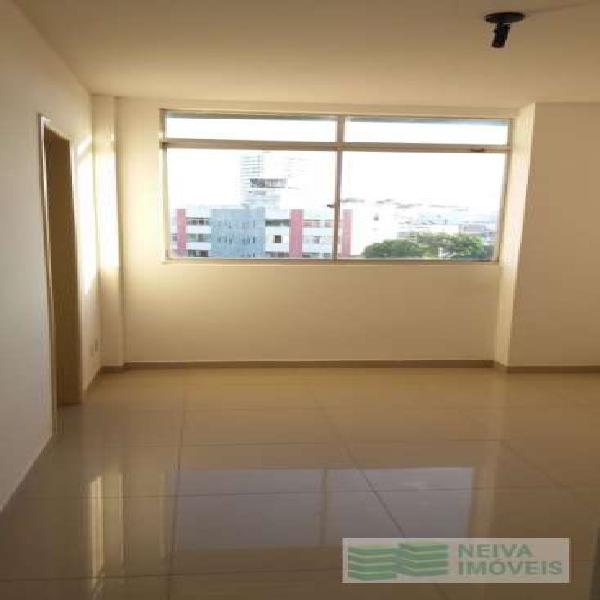 Apartamento com 1 Quarto à Venda, 50 m² por R$ 180.000