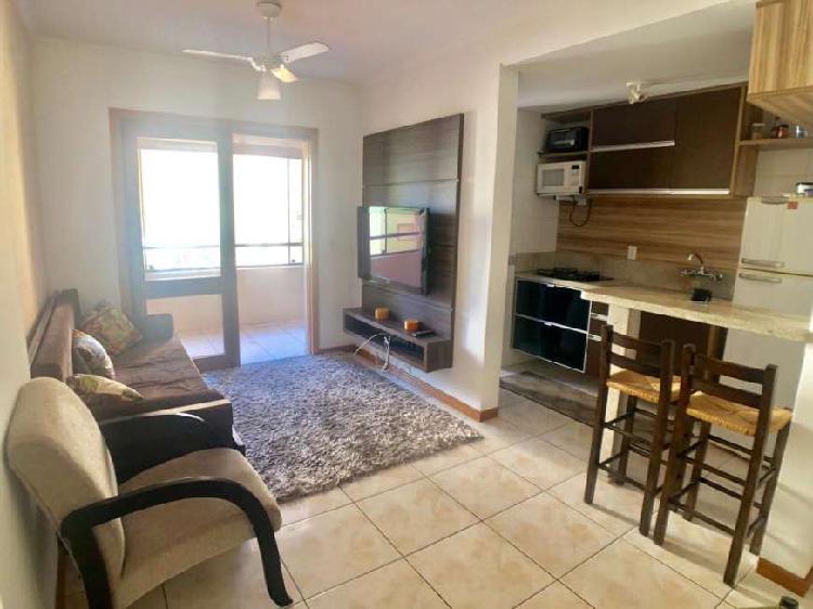 Apartamento com 1 Quarto à Venda, 50 m² por R$ 250.000