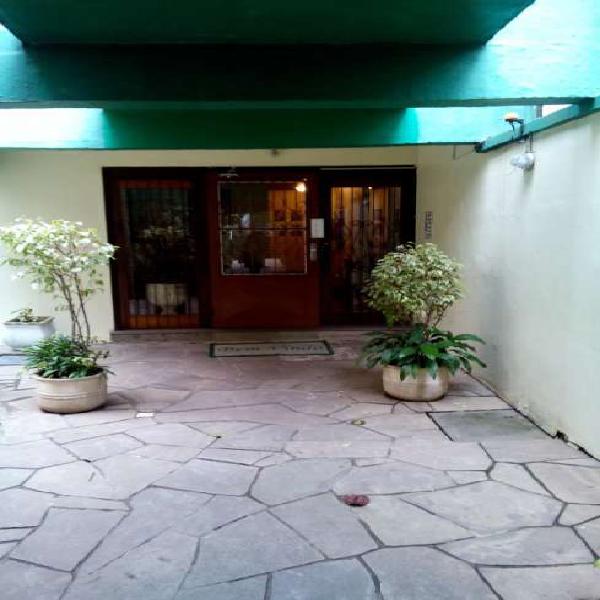 Apartamento com 1 Quarto à Venda, 56 m² por R$ 280.000