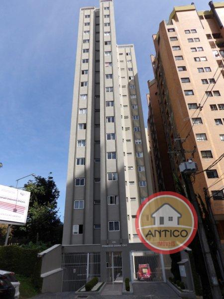 Apartamento com 1 Quarto para Alugar, 21 m² por R$ 800/Mês