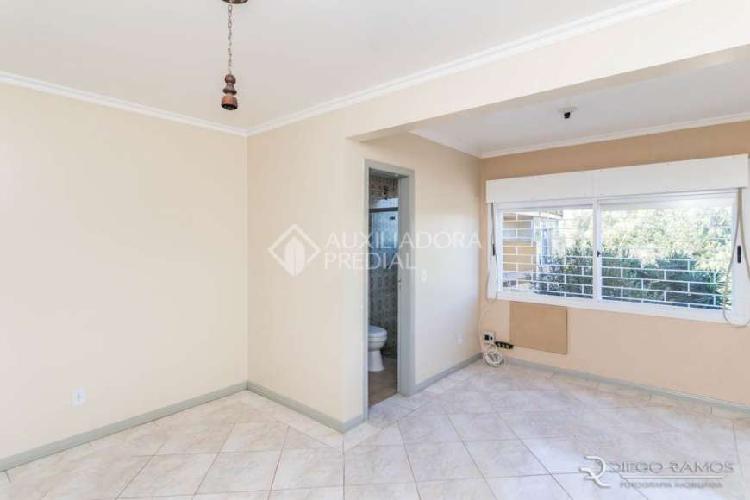 Apartamento com 1 Quarto para Alugar, 25 m² por R$ 750/Mês