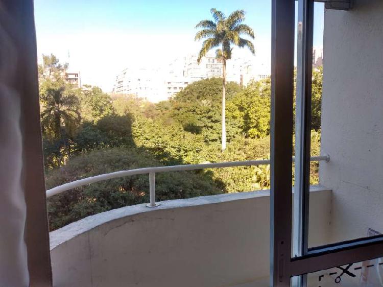 Apartamento com 1 Quarto para Alugar, 32 m² por R$