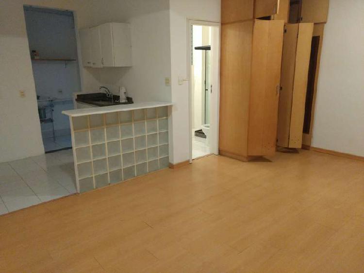 Apartamento com 1 Quarto para Alugar, 37 m² por R$