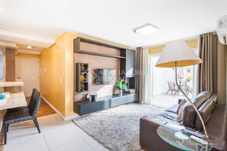 Apartamento com 2 Quartos à Venda, 118 m² por R$ 739.000
