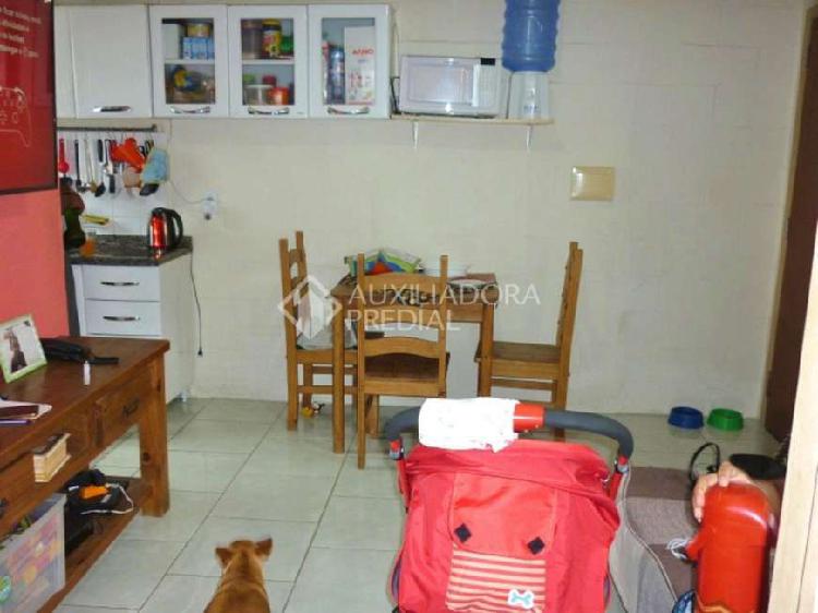 Apartamento com 2 Quartos à Venda, 39 m² por R$ 120.000