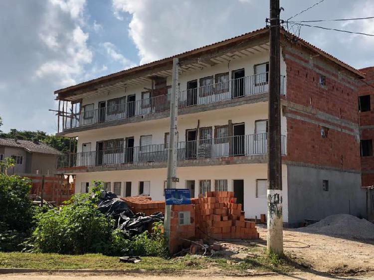 Apartamento com 2 Quartos à Venda, 42 m² por R$ 128.990