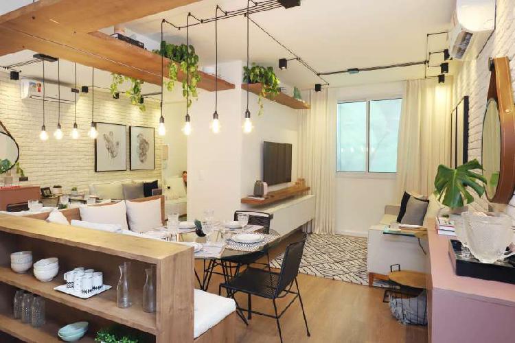 Apartamento com 2 Quartos à Venda, 43 m² por R$ 201.000