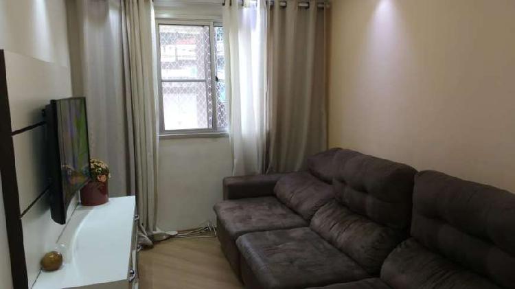 Apartamento com 2 Quartos à Venda, 48 m² por R$ 218.000