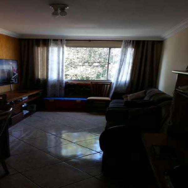 Apartamento com 2 Quartos à Venda, 58 m² por R$ 220.000