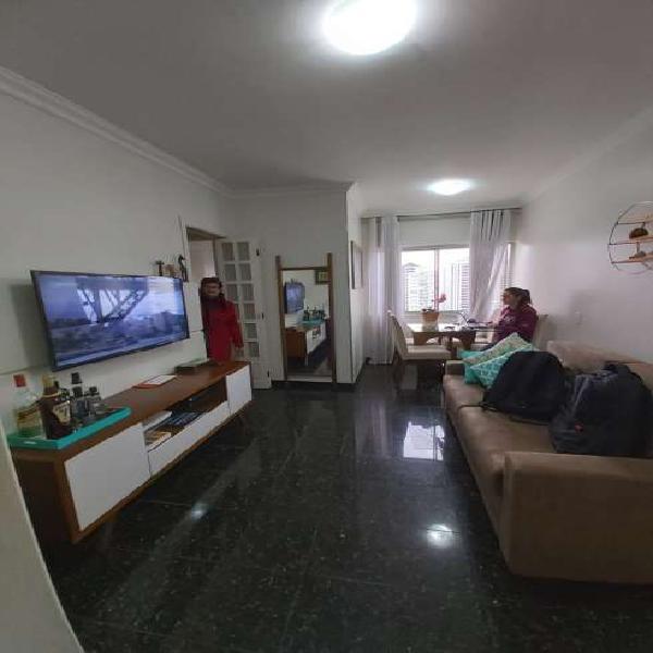 Apartamento com 2 Quartos à Venda, 62 m² por R$ 595.000