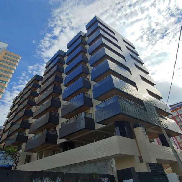 Apartamento com 2 Quartos à Venda, 63 m² por R$ 310.000