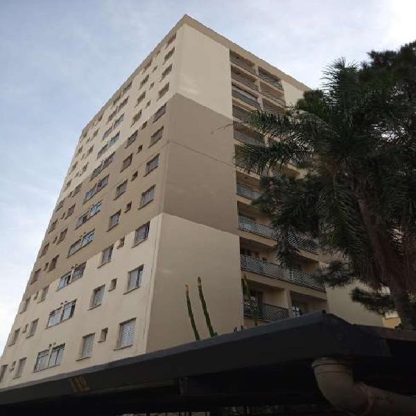 Apartamento com 2 Quartos à Venda, 66 m² por R$ 290.000