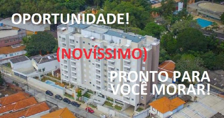 Apartamento com 2 Quartos à Venda, 68 m² por R$ 740.000