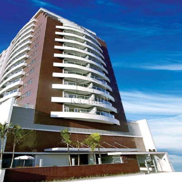 Apartamento com 2 Quartos à Venda, 70 m² por R$ 324.000