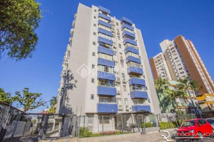 Apartamento com 2 Quartos à Venda, 71 m² por R$ 400.000
