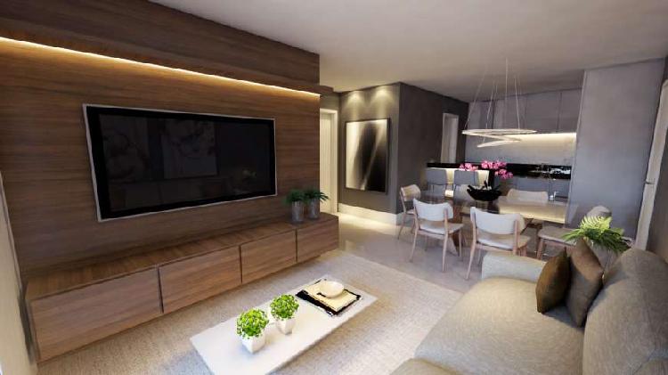 Apartamento com 2 Quartos à Venda, 76 m² por R$ 240.000