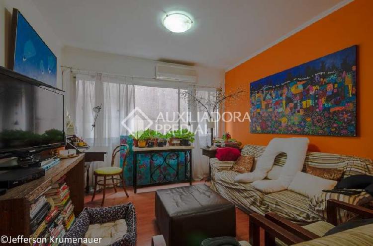 Apartamento com 3 Quartos à Venda, 116 m² por R$ 495.000