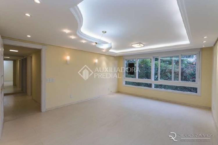 Apartamento com 3 Quartos à Venda, 119 m² por R$ 583.000