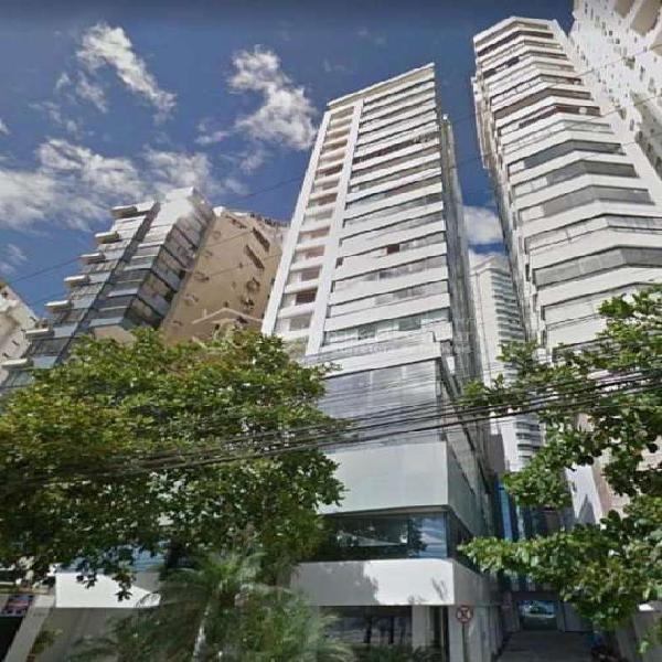 Apartamento com 3 Quartos à Venda, 123 m² por R$ 1.890.000