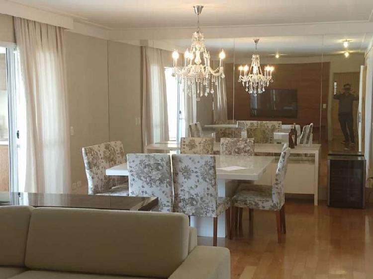 Apartamento com 3 Quartos à Venda, 146 m² por R$ 1.400.000