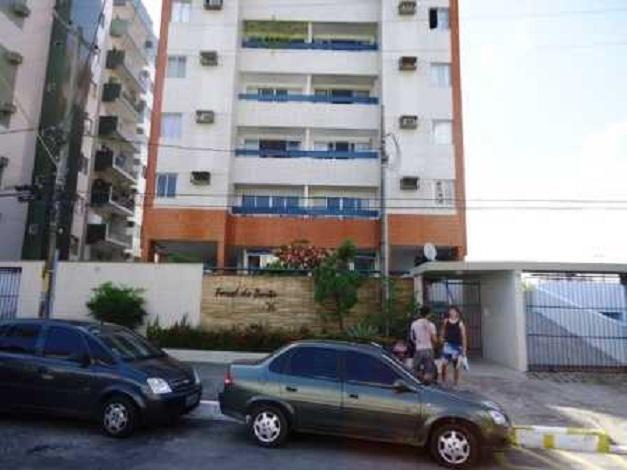 Apartamento com 3 Quartos à Venda, 80 m² por R$ 340.000