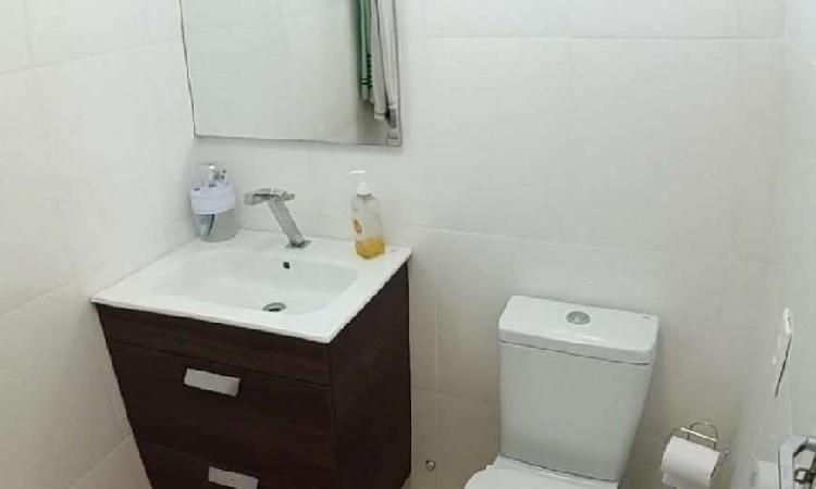 Apartamento com 3 Quartos à Venda, 80 m² por R$ 359.000