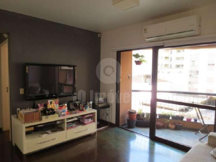 Apartamento com 3 Quartos à Venda, 82 m² por R$ 790.000