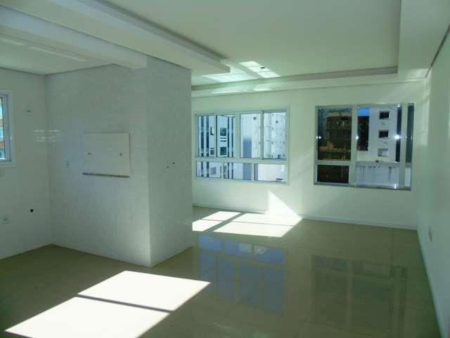 Apartamento com 3 Quartos à Venda, 85 m² por R$ 398.000