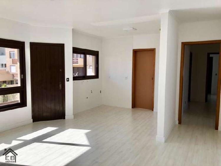 Apartamento com 3 Quartos à Venda, 93 m² por R$ 390.000