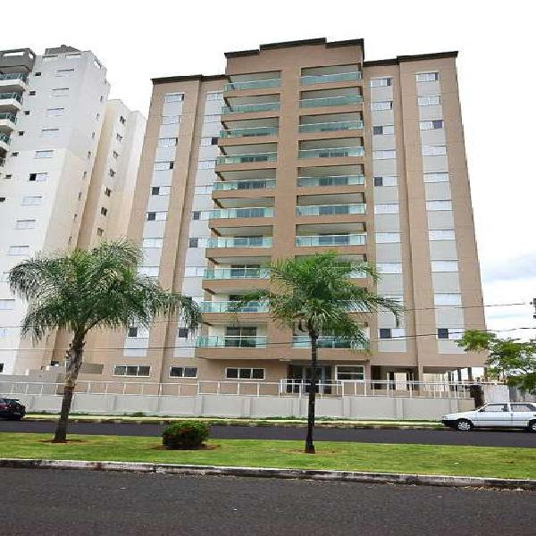 Apartamento com 3 Quartos à Venda, 93 m² por R$ 480.000