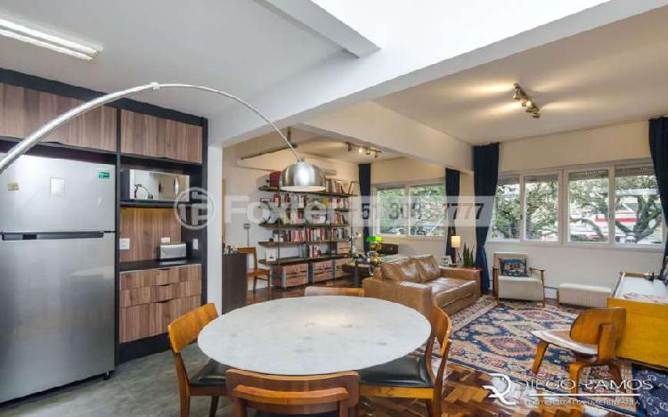 Apartamento com 3 Quartos à Venda, 98 m² por R$ 447.000