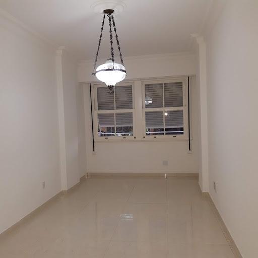 Apartamento com 3 Quartos para Alugar, 107 m² por R$