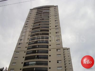 Apartamento com 3 Quartos para Alugar, 108 m² por R$