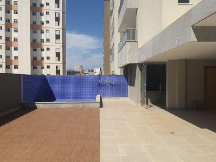 Apartamento com 4 Quartos à Venda, 127 m² por R$ 730.000