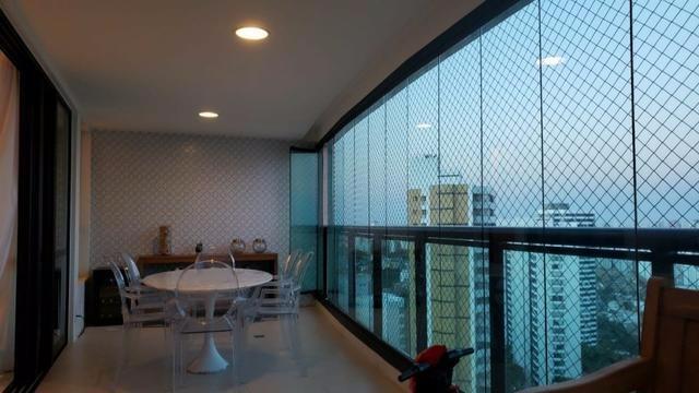 Apartamento com 4 Quartos à Venda, 206 m² por R$ 1.837.000