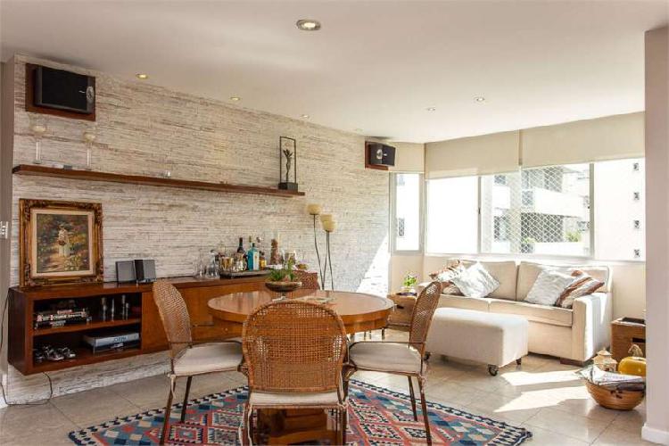 Apartamento com 4 Quartos à Venda, 229 m² por R$ 3.700.000