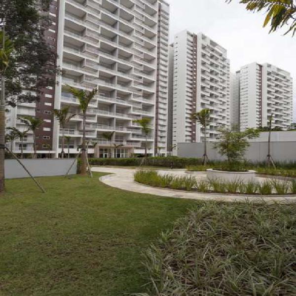 Apartamento com 4 Quartos à Venda, 238 m² por R$ 1.189.993