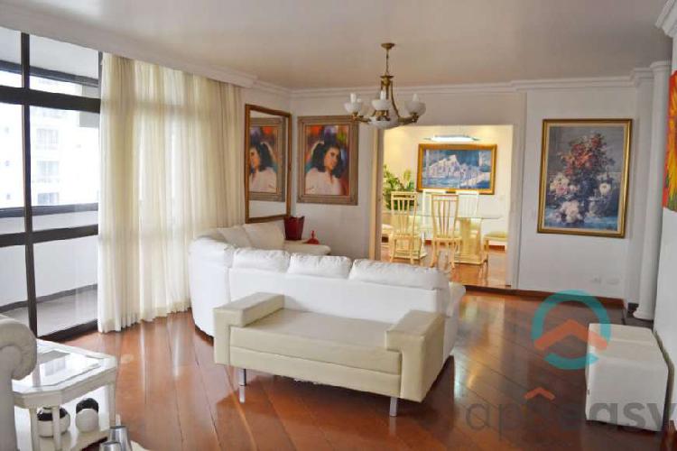 Apartamento com 4 Quartos à Venda, 357 m² por R$ 1.850.000