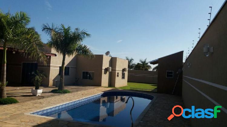 Casa Alto Padrão a Venda no bairro Altos do Klavin - Nova