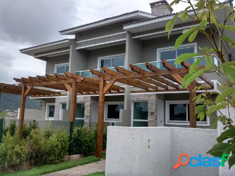 Casa - Sobrado 3 Dormitórios - Financia - Casa a Venda no