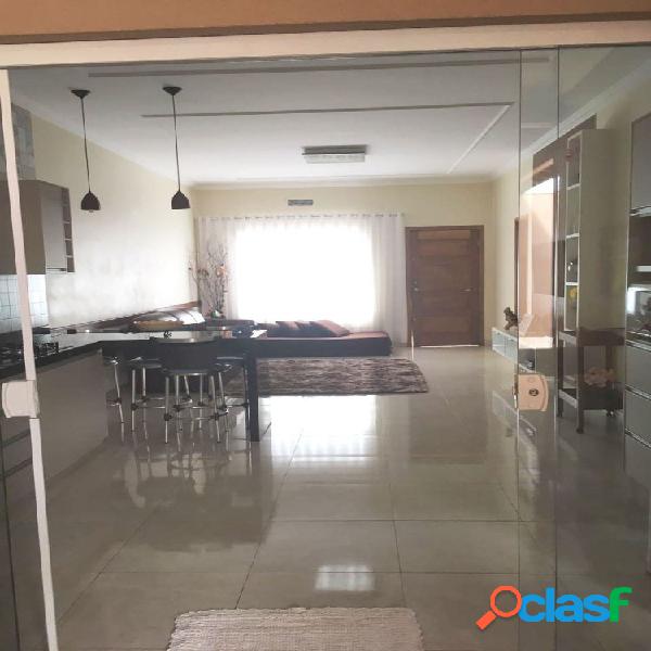 Casa a Venda no bairro Cândido Portinari - Ribeirão Preto,
