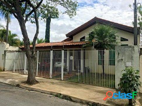 Casa a Venda no bairro Parque Campolim - Sorocaba, SP -
