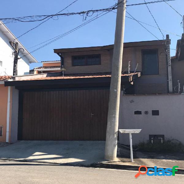 Casa a Venda no bairro Vila Santos - Caçapava, SP - Ref.: