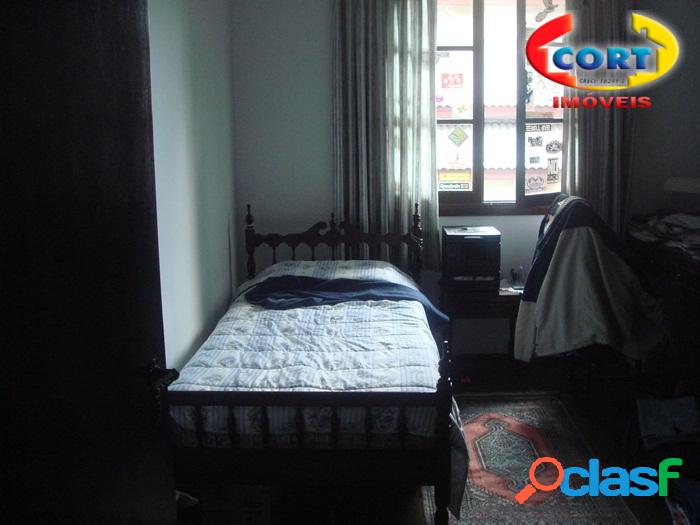 Casa a venda no Condomínio Arujázinho II!!!