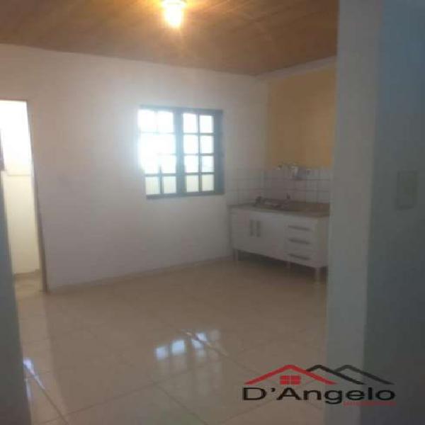 Casa com 1 Quarto para Alugar, 35 m² por R$ 550/Mês COD.