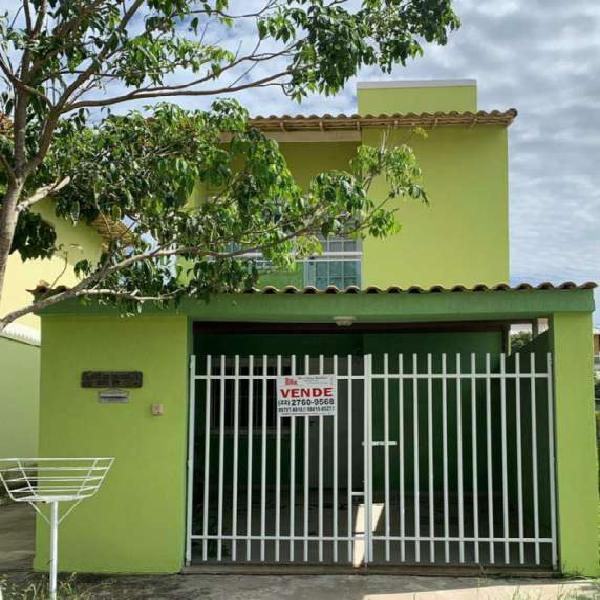 Casa com 2 Quartos à Venda, 80 m² por R$ 235.000 COD.