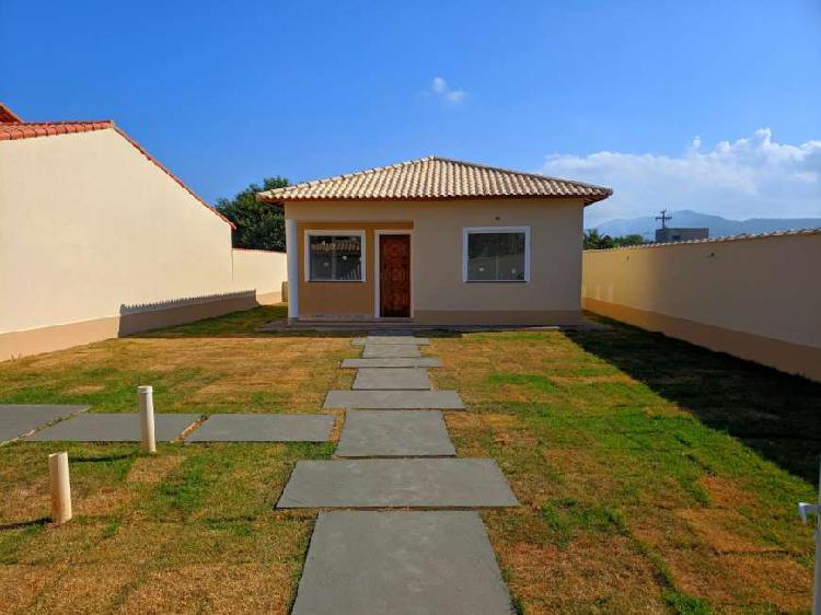 Casa com 2 Quartos à Venda, 85 m² por R$ 295.000 COD.