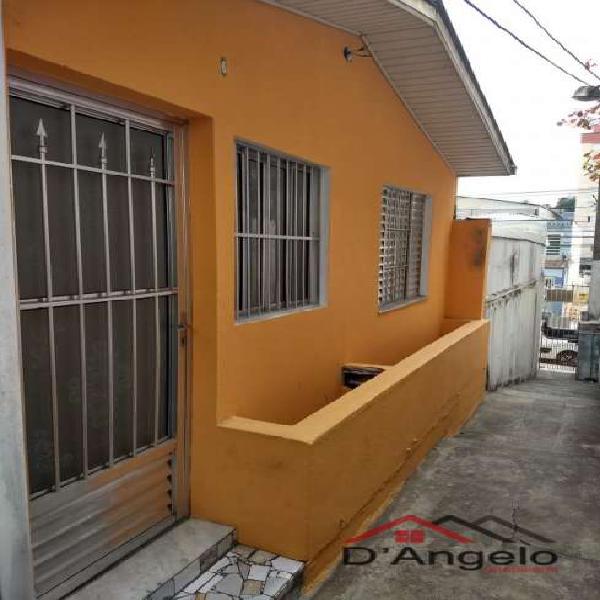 Casa com 2 Quartos para Alugar, 45 m² por R$ 900/Mês COD.