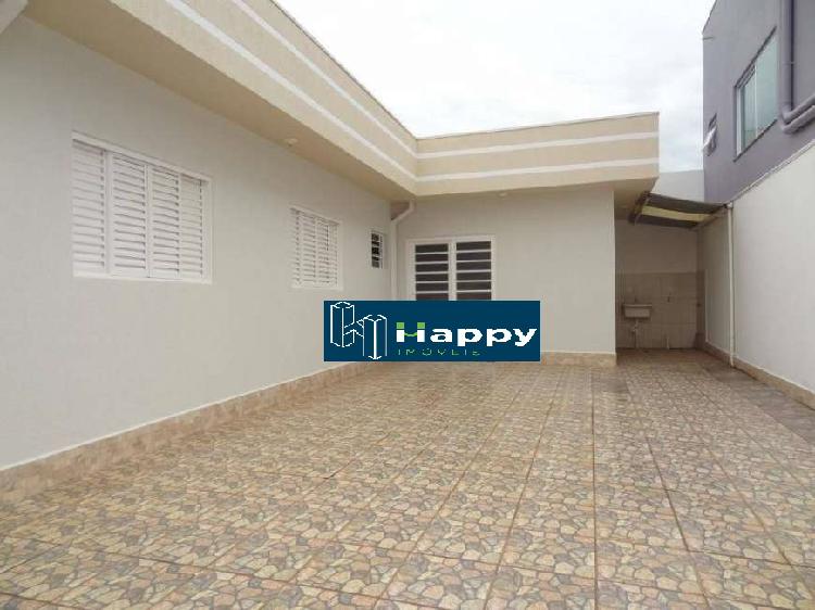 Casa com 2 Quartos para Alugar, 70 m² por R$ 1.500/Mês