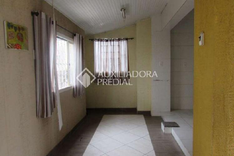 Casa com 3 Quartos à Venda, 100 m² por R$ 210.000 COD.